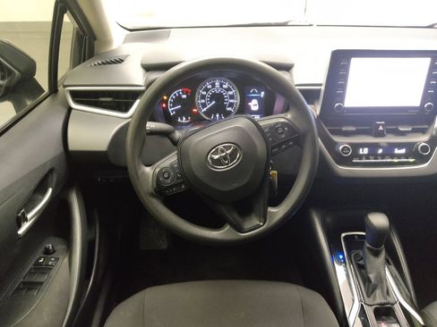 Used 2021 Toyota Corolla LE FWD image 22