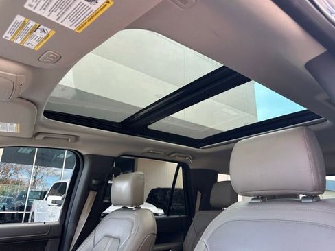 Certified 2018 Ford Expedition Limited w/ Equipment Group 302A image 2