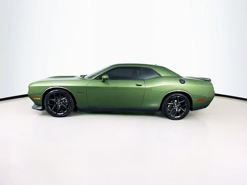 Used 2022 Dodge Challenger R/T w/ Driver Convenience Group image 6