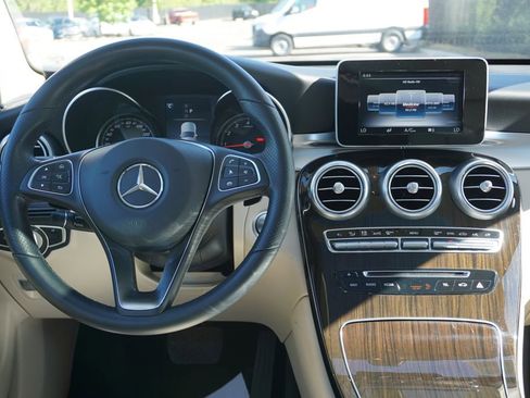 Used 2019 Mercedes-Benz GLC 300 image 46