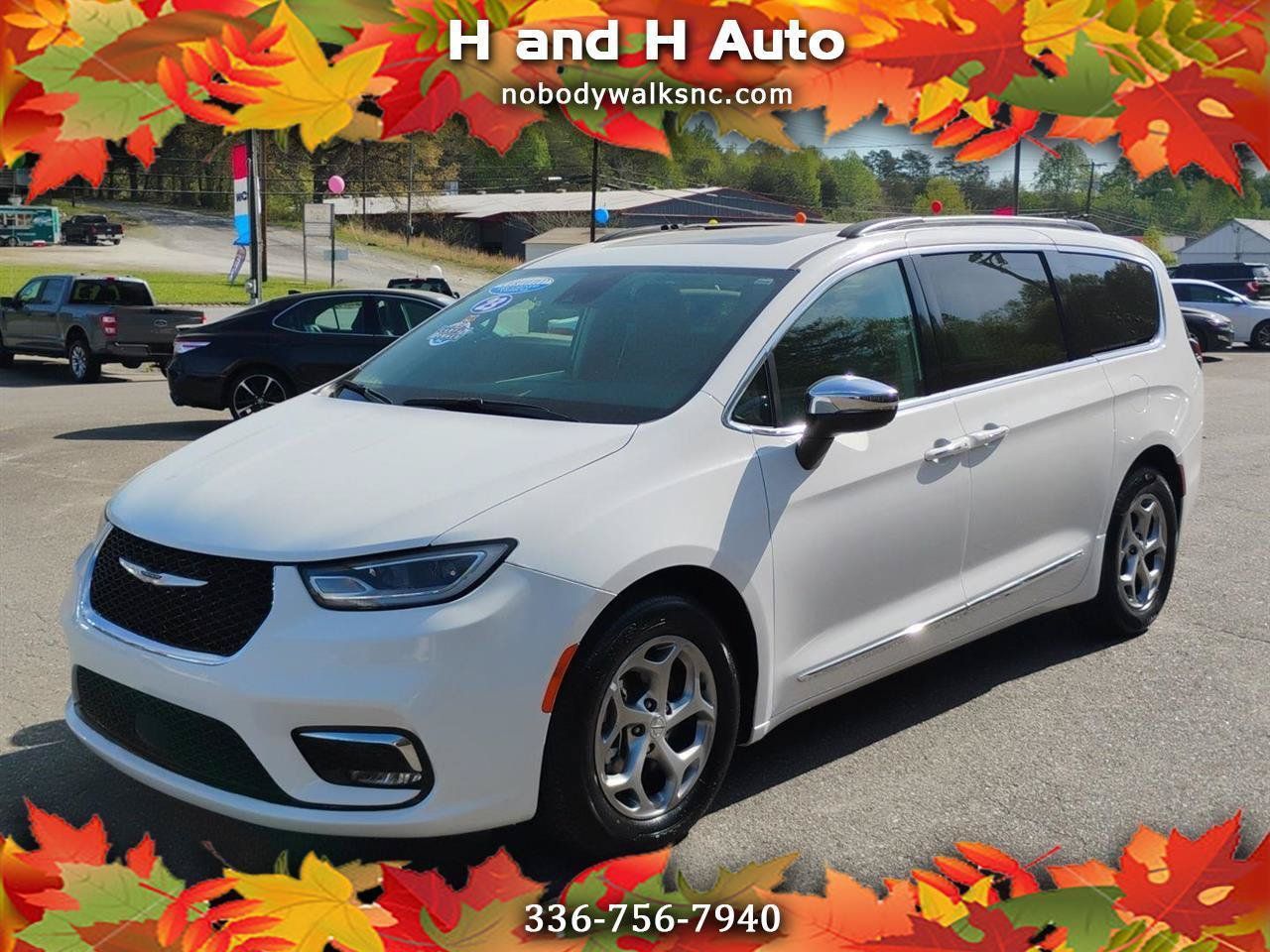 Used 2023 Chrysler Pacifica Limited FWD image 1