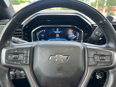 Used 2025 Chevrolet Silverado 2500 ZR2 AWD/4WD image 17