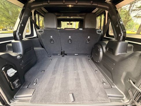 Used 2020 Jeep Wrangler Unlimited Rubicon AWD/4WD image 19
