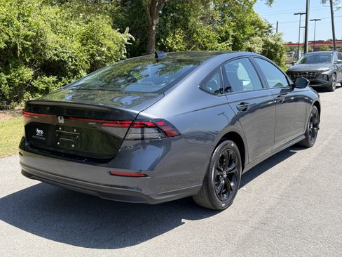Used 2025 Honda Accord SE image 33