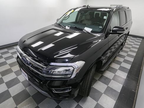 Used 2024 Ford Expedition Max Limited image 6
