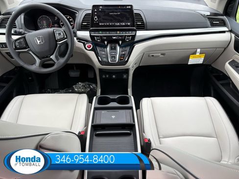 New 2026 Honda Odyssey Touring image 18