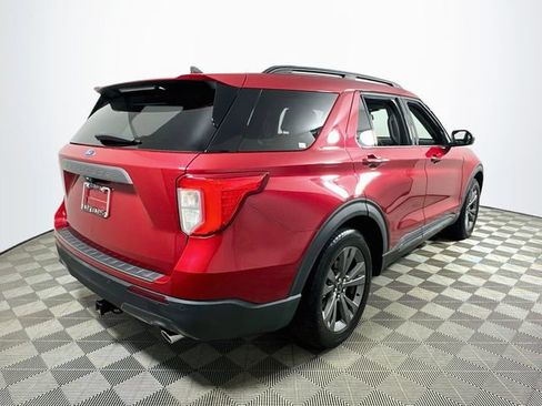 Used 2021 Ford Explorer XLT w/ Equipment Group 202A RWD image 3
