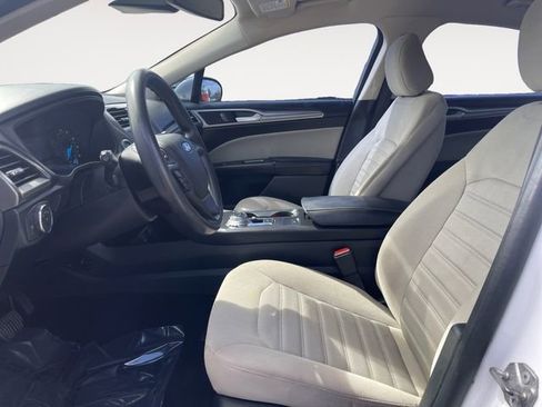 Used 2020 Ford Fusion S FWD image 9