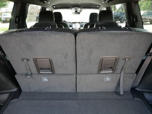 New 2025 Jeep Grand Cherokee L Limited w/ Black Appearance Package image 11