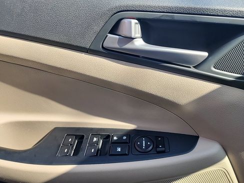 Used 2018 Hyundai Tucson SEL AWD/4WD image 35