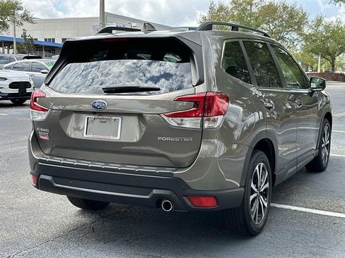 Used 2021 Subaru Forester Limited w/ Popular Package #3 image 3