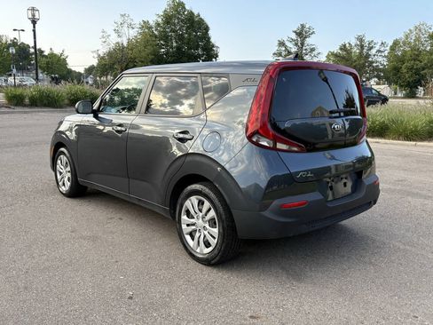 Used 2021 Kia Soul LX FWD image 34