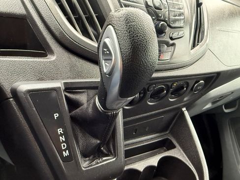 Used 2019 Ford Transit 350 XL image 29