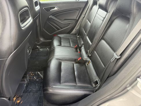 Used 2015 Mercedes-Benz CLA 250 image 21