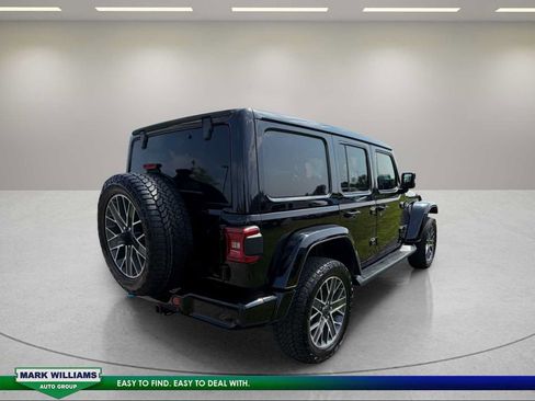 Used 2024 Jeep Wrangler High Altitude AWD/4WD image 6