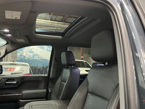 Used 2019 Chevrolet Silverado 1500 LT Trail Boss AWD/4WD image 24