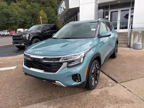 New 2026 Kia Seltos SX w/ SX Sunroof Package image 3