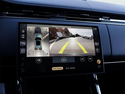 Used 2024 Land Rover Range Rover Sport SE image 24