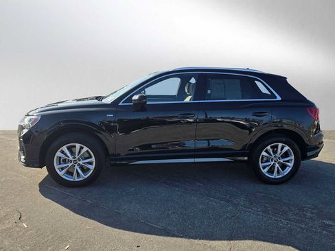 Used 2024 Audi Q3 2.0T Premium w/ Convenience Package image 6