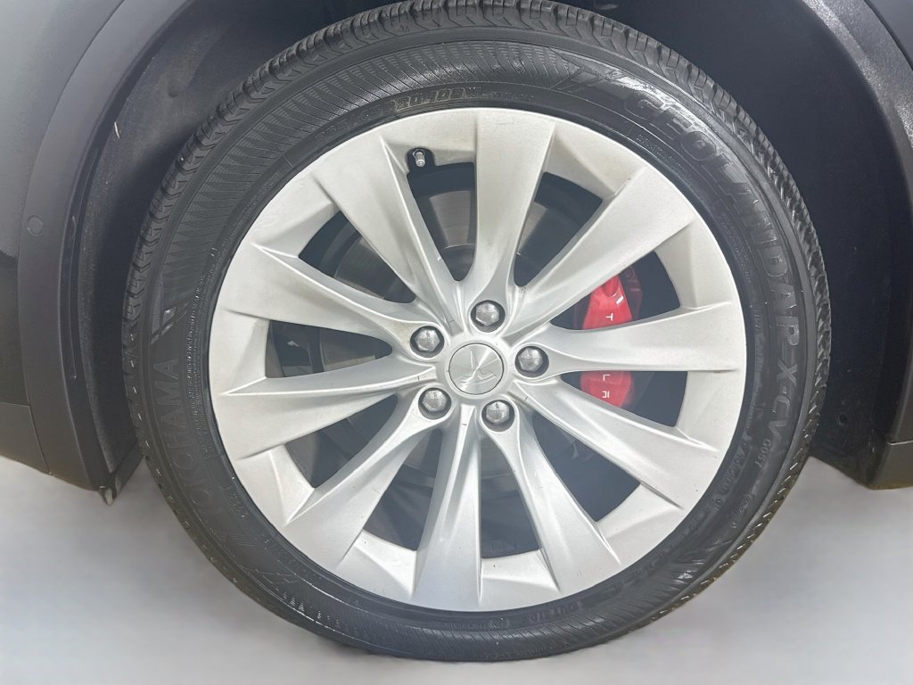 Used 2020 Tesla Model X Performance AWD/4WD image 34