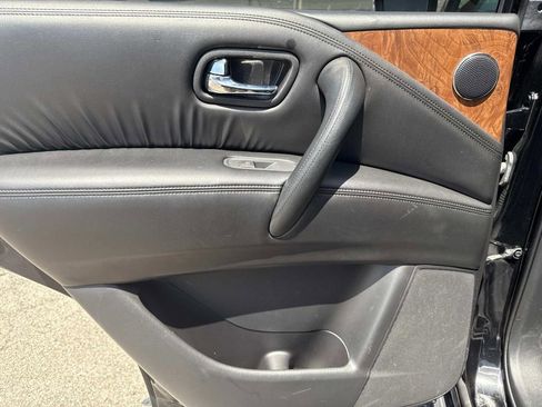 Used 2023 Nissan Armada SL w/ Captain's Chairs Package image 9