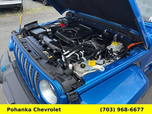 Used 2022 Jeep Wrangler Unlimited Sahara w/ Cold Weather Group AWD/4WD image 32