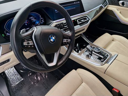 Used 2022 BMW X5 xDrive45e w/ Executive Package image 7
