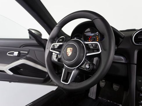 Certified 2025 Porsche 718 Cayman image 34