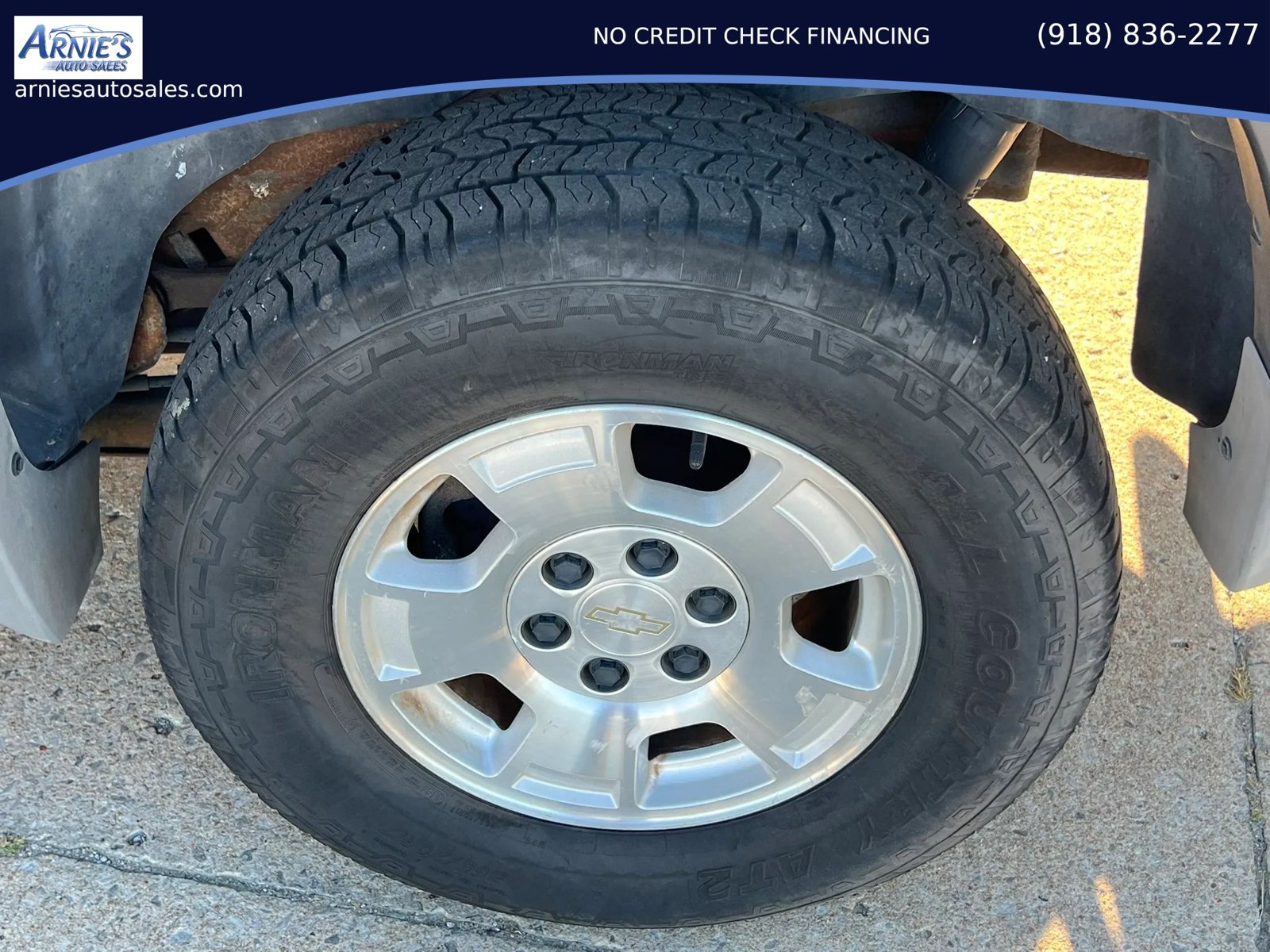 Used 2004 Chevrolet Suburban Z71 w/ Preferred Equipment Group AWD/4WD image 5