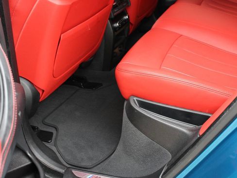 Used 2018 BMW X6 M image 58