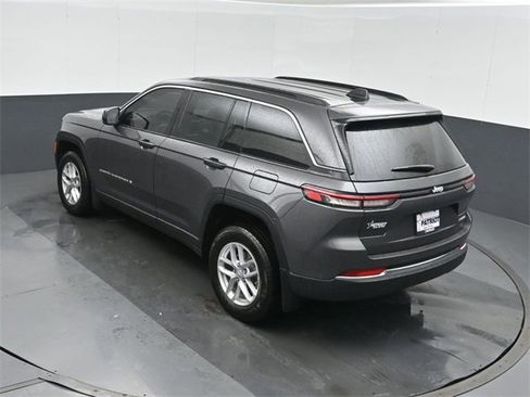 New 2025 Jeep Grand Cherokee Laredo X w/ Luxury Tech Group I image 31