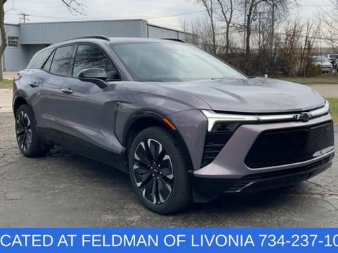 Certified 2025 Chevrolet Blazer EV RS AWD/4WD image 2