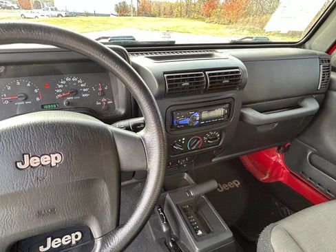 Used 2006 Jeep Wrangler SE image 12