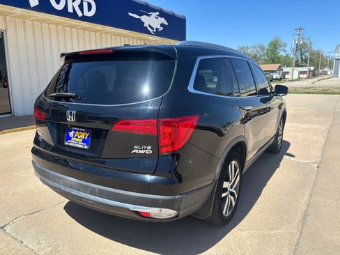 Used 2016 Honda Pilot Elite image 3