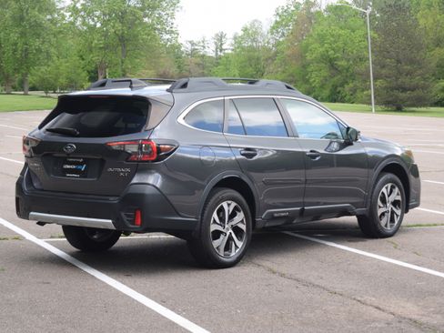 Used 2022 Subaru Outback Limited XT AWD/4WD image 25