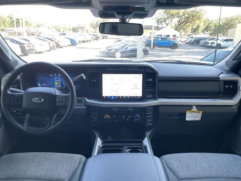 Used 2024 Ford F250 XLT w/ XLT Premium Package AWD/4WD image 5