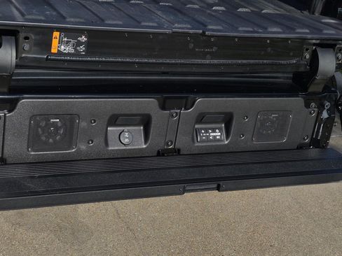 Certified 2023 GMC Sierra 1500 AT4X AWD/4WD image 10