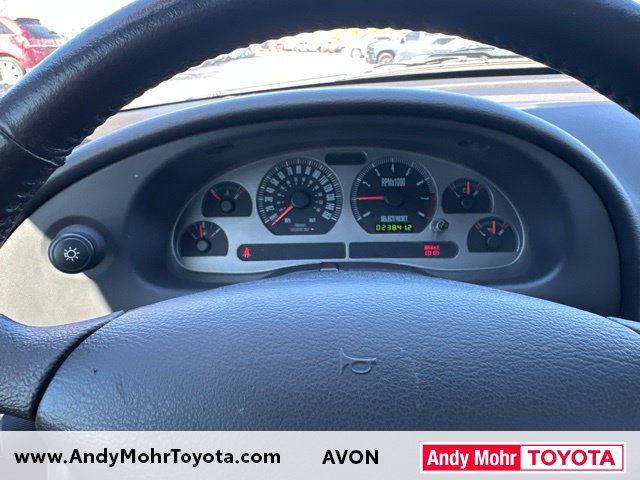 Used 2004 Ford Mustang Mach 1 RWD image 26