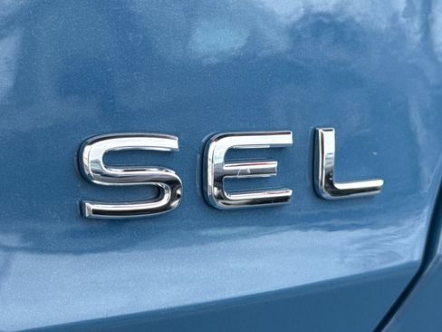 Certified 2025 Volkswagen Jetta SEL image 36