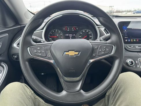 Used 2023 Chevrolet Malibu LT image 11