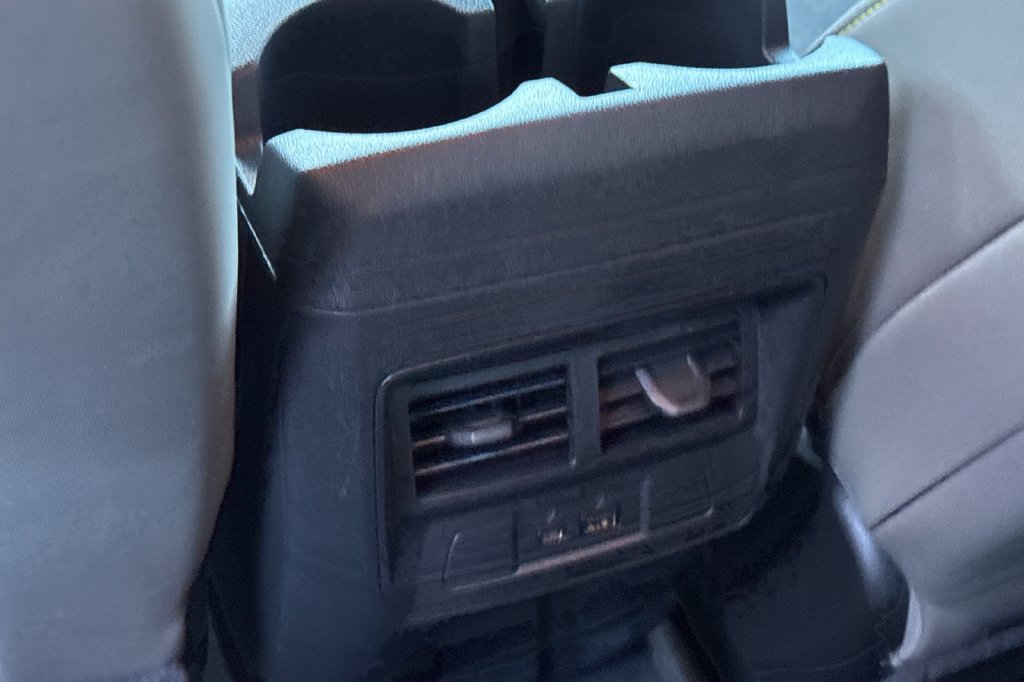 Used 2024 Chevrolet Colorado ZR2 w/ Safety Package AWD/4WD image 14