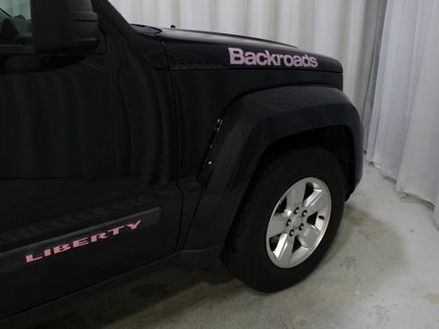Used 2012 Jeep Liberty Sport AWD/4WD image 26