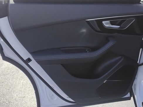 New 2026 Audi Q8 Premium Plus image 17