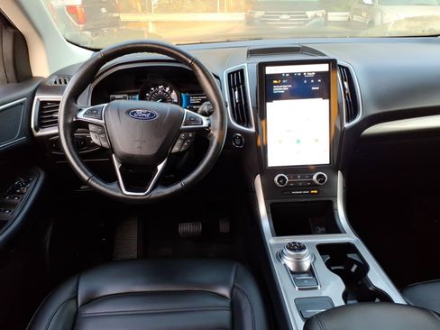 Certified 2024 Ford Edge SEL AWD/4WD image 13