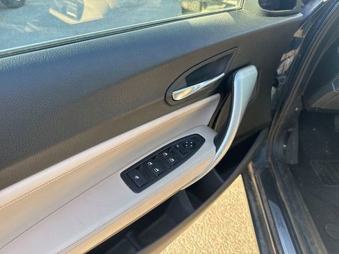 Used 2017 BMW 230i Convertible image 6