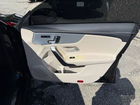 Used 2020 Mercedes-Benz CLA 250 image 20
