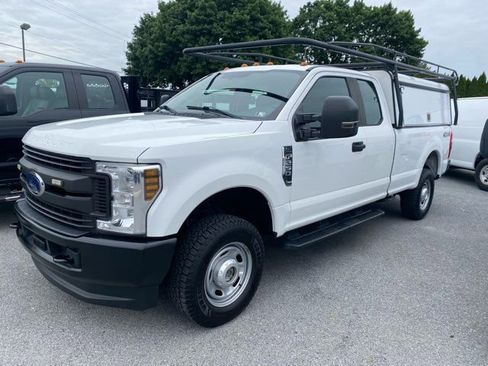 Used 2019 Ford F250 XL w/ Power Equipment Group AWD/4WD image 1