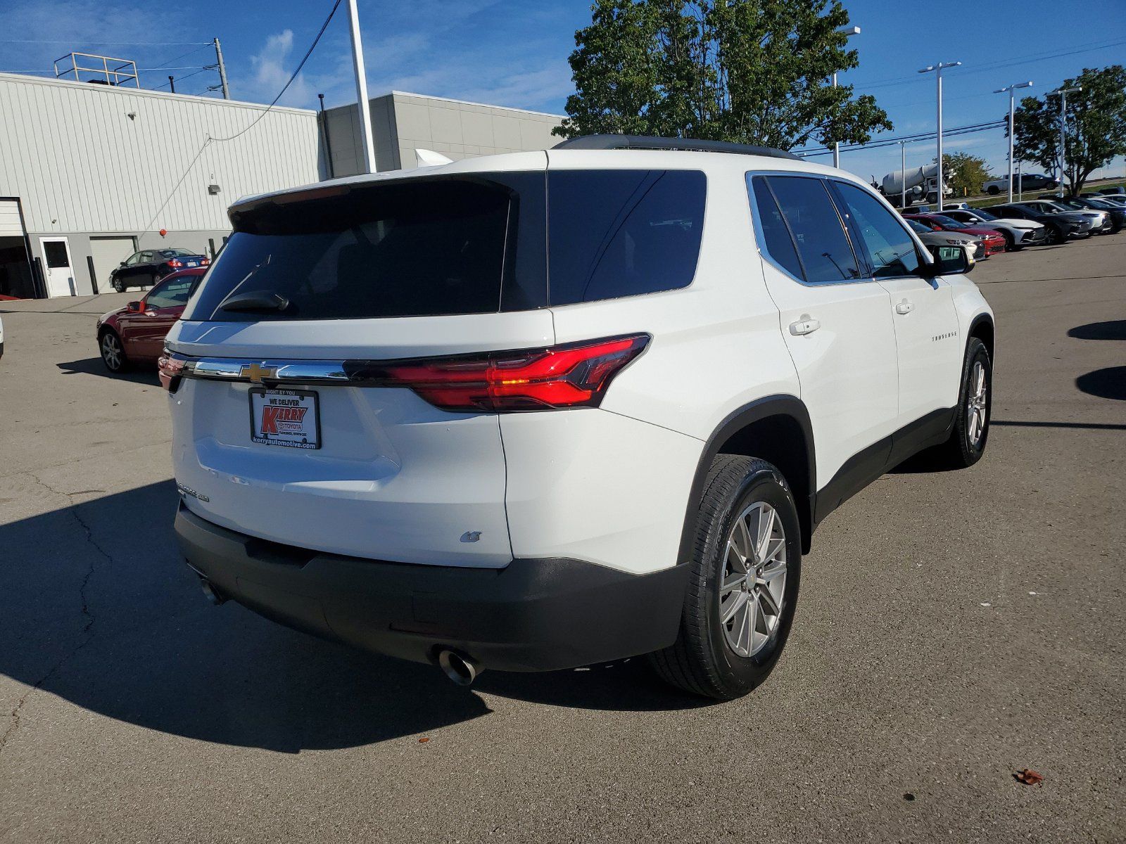 Used 2024 Chevrolet Traverse LT AWD/4WD image 4
