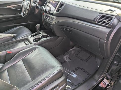 Used 2017 Honda Pilot EX-L image 12