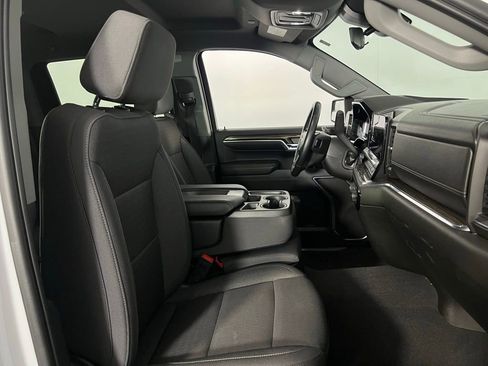 Used 2023 Chevrolet Silverado 1500 LT image 30